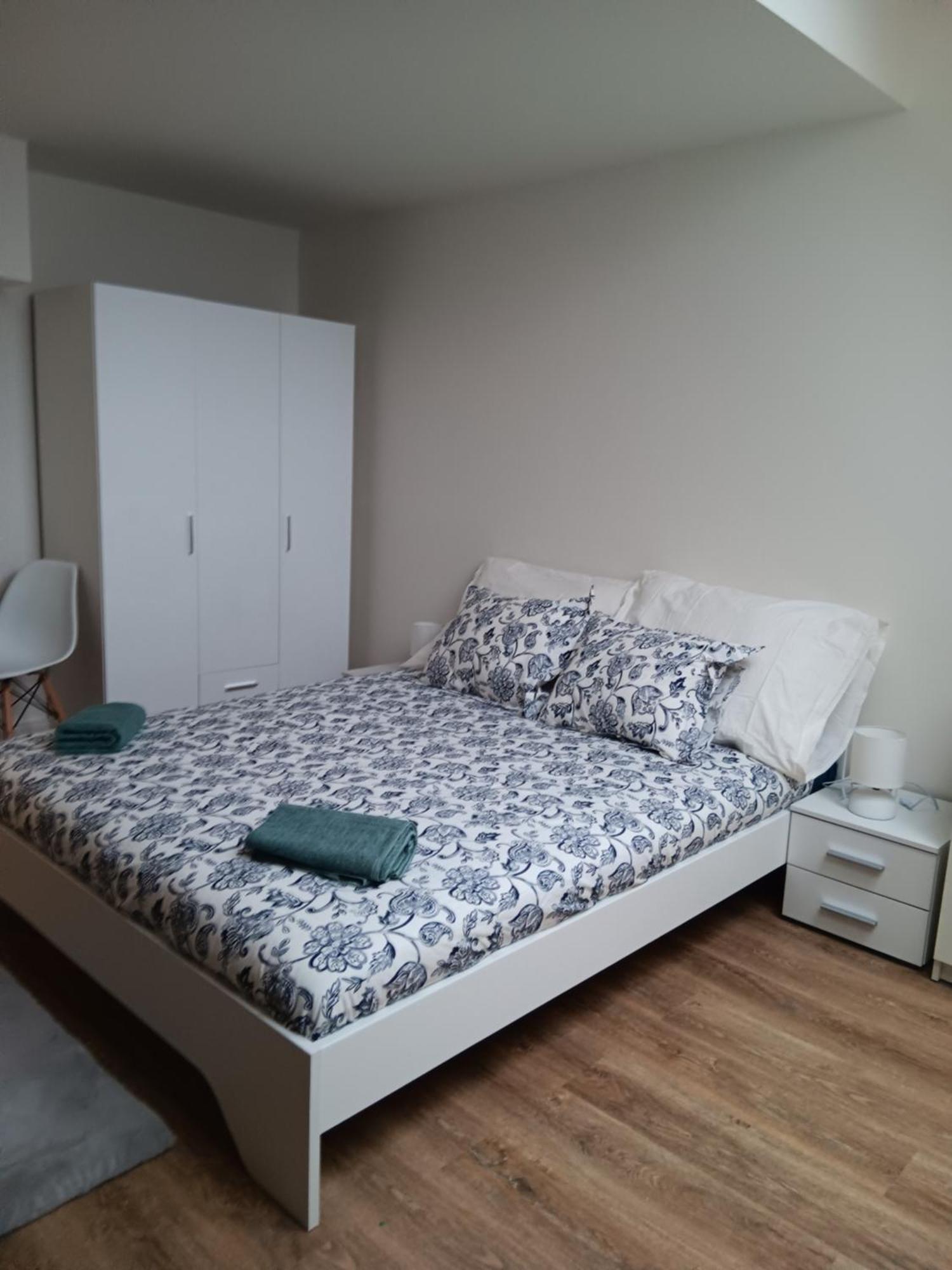 Appartamento Cozy 1 Bedroom Praga