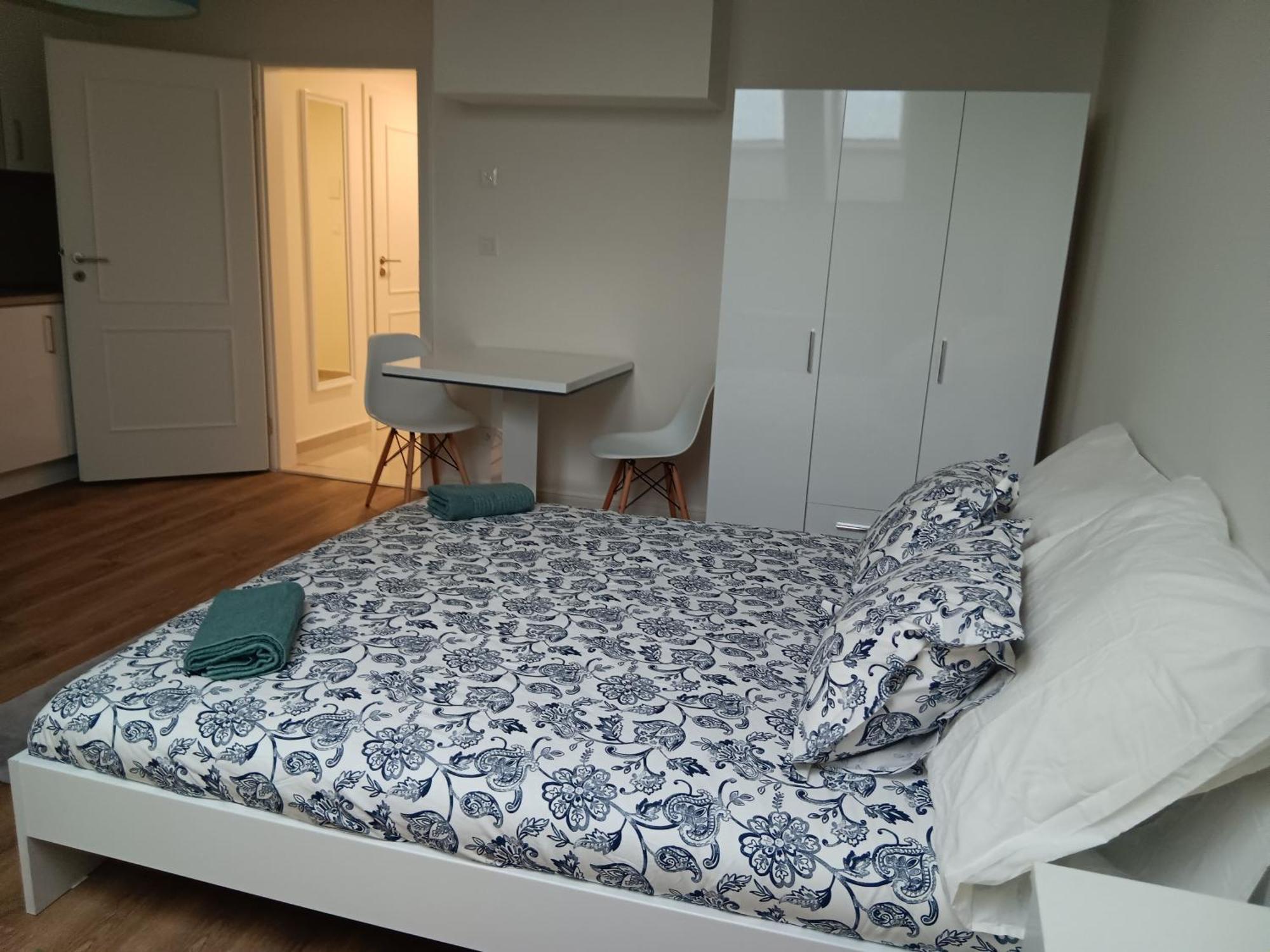 Cozy 1 Bedroom Appartamento Praga